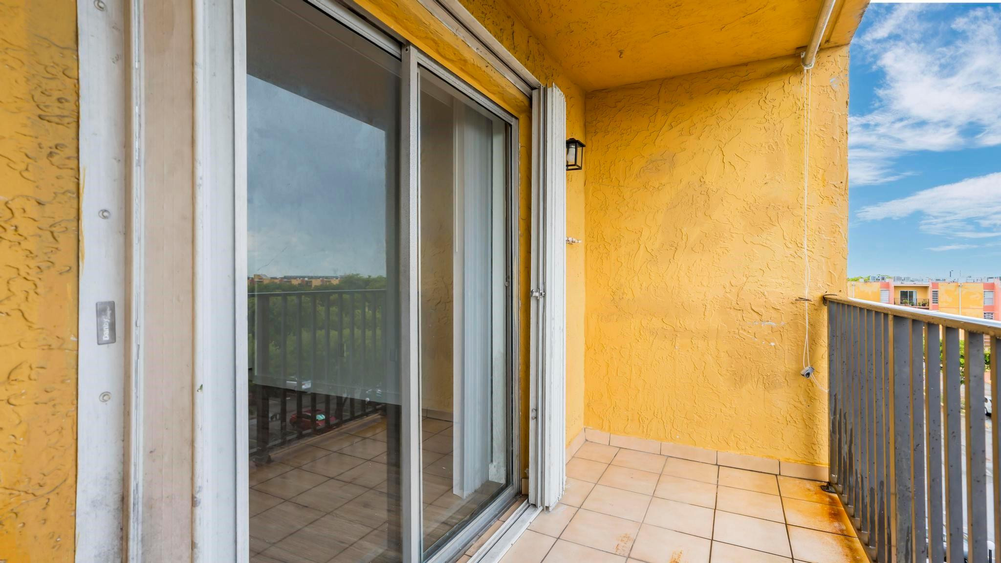 SUNSET VILLAS NO 3 CONDO - Residential Lease