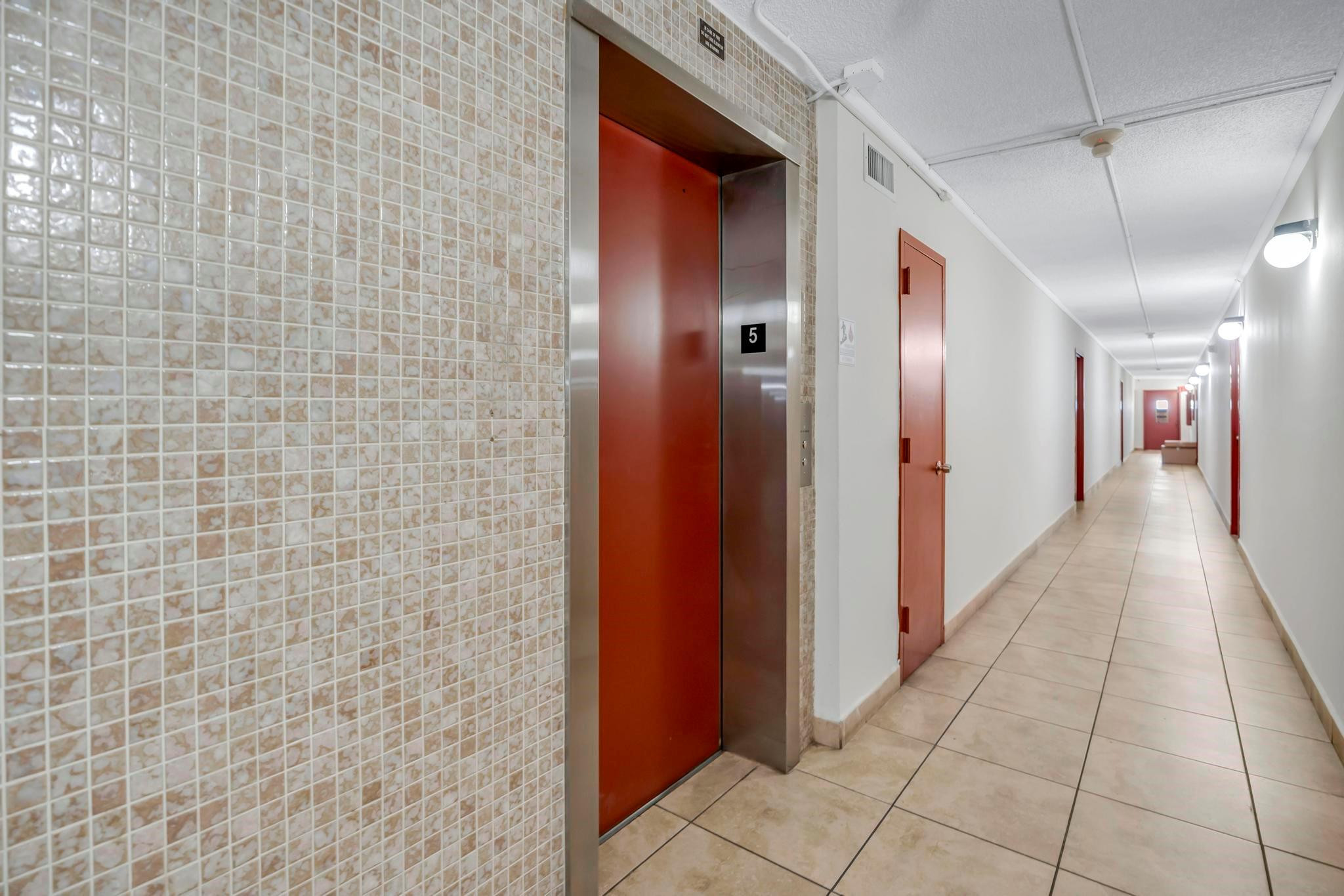 SUNSET VILLAS NO 3 CONDO - Residential Lease