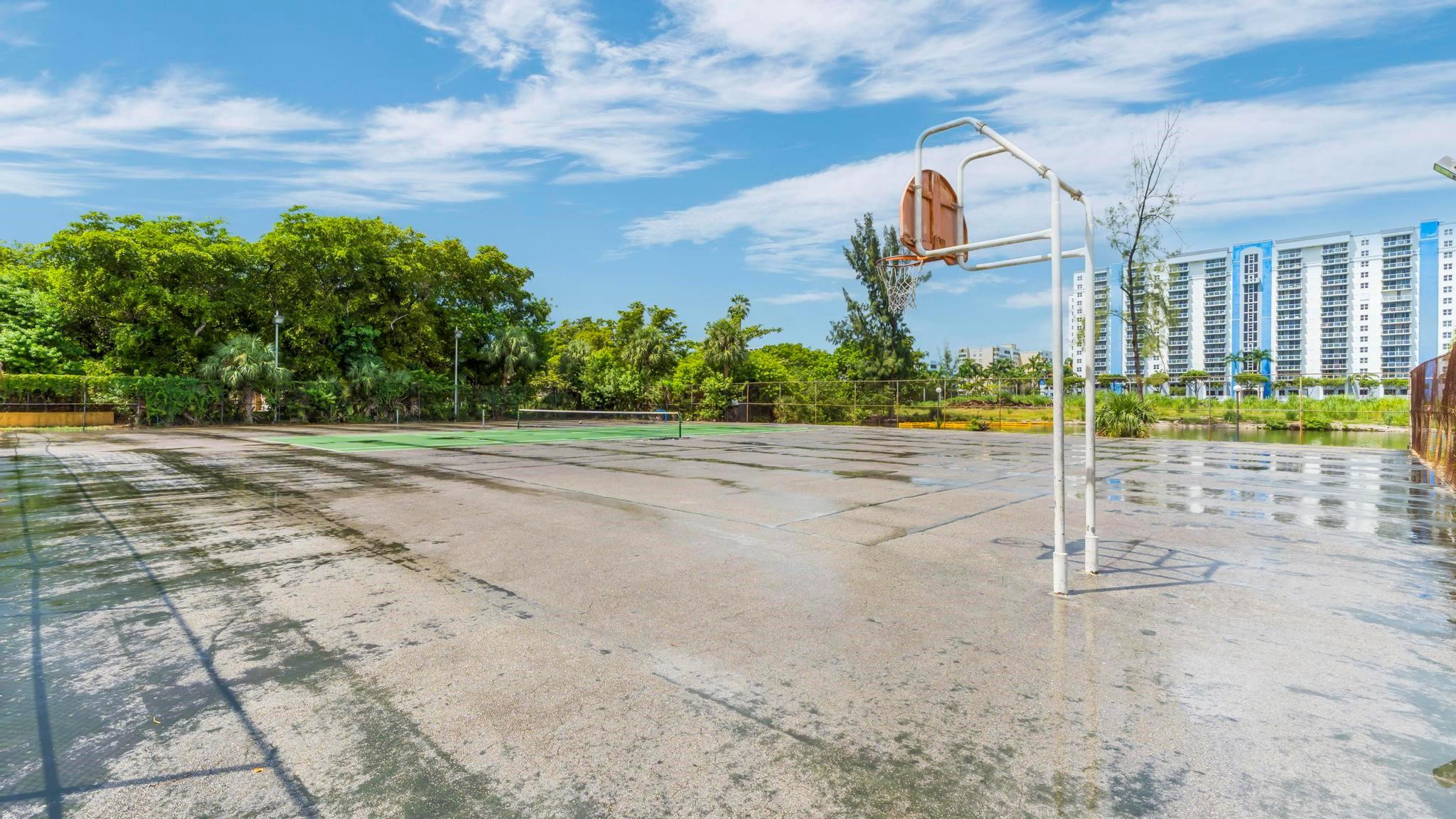 SUNSET VILLAS NO 3 CONDO - Residential Lease