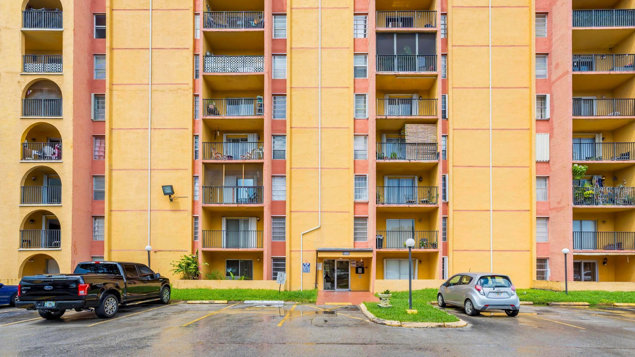 SUNSET VILLAS NO 3 CONDO - Residential Lease