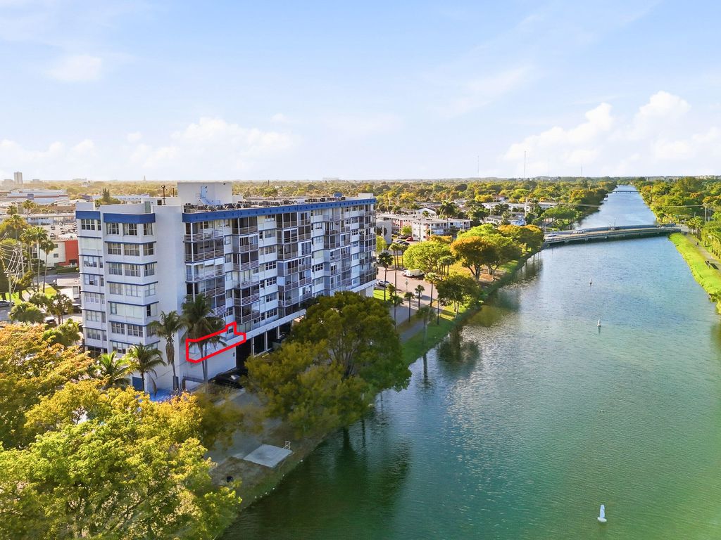 Photo of 16850 S Glades Drive #2g, North Miami Beach, FL 33162 (MLS # B26002201)