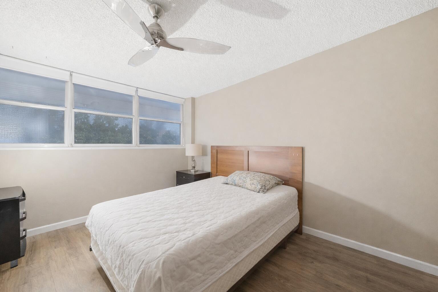 ANDOR PLAZA CONDO - Residential