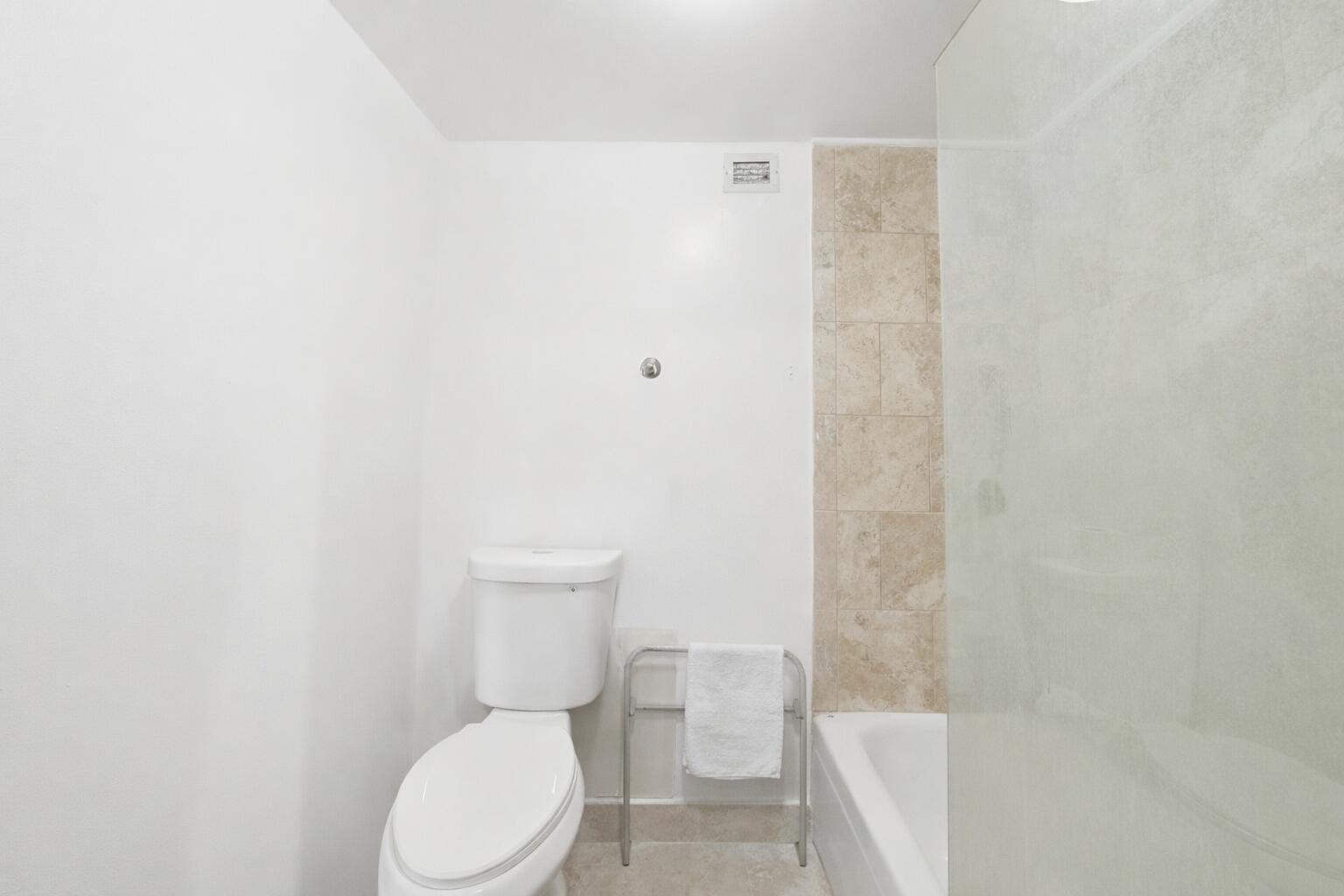 ANDOR PLAZA CONDO - Residential