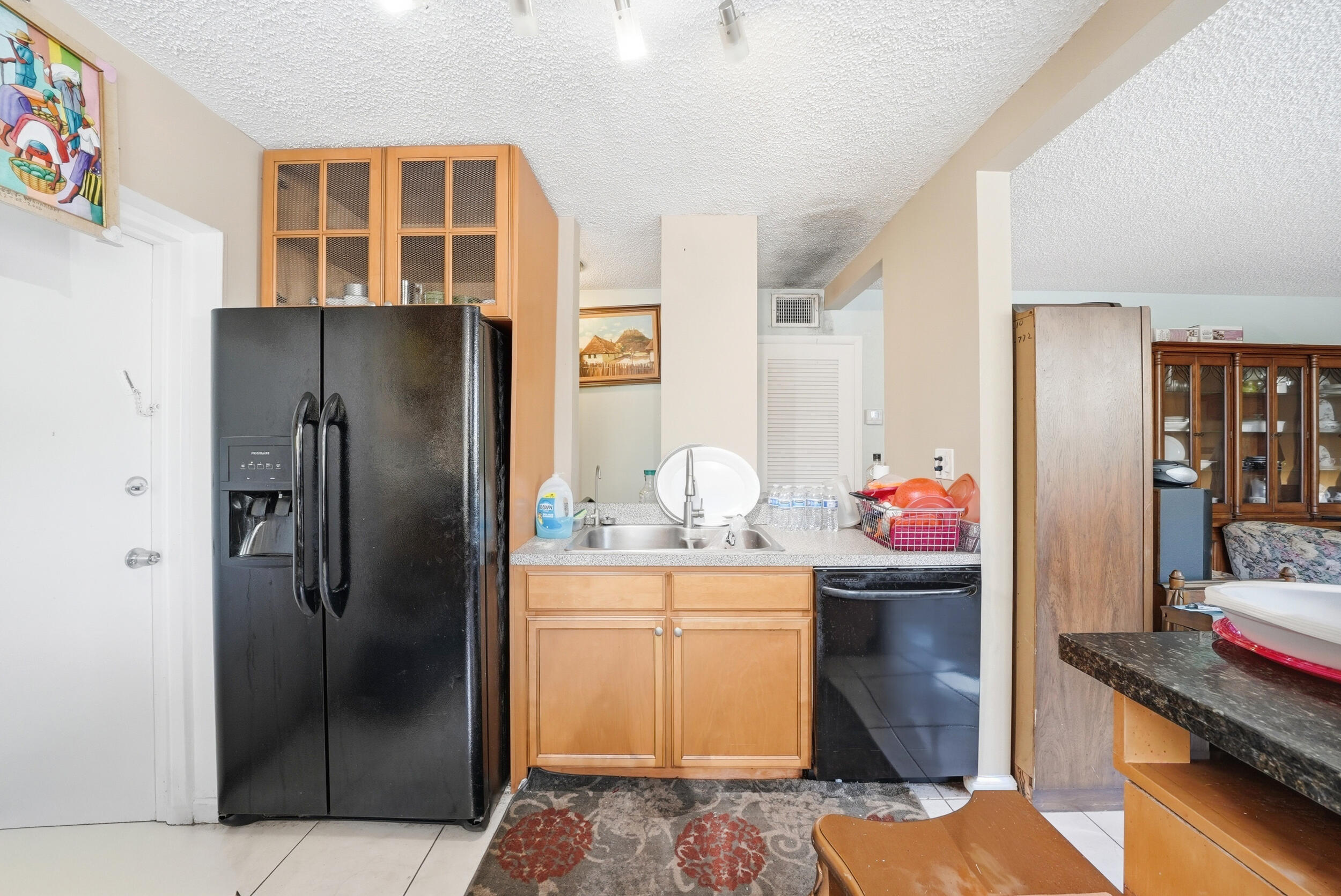 ANDOR PLAZA CONDO - Residential