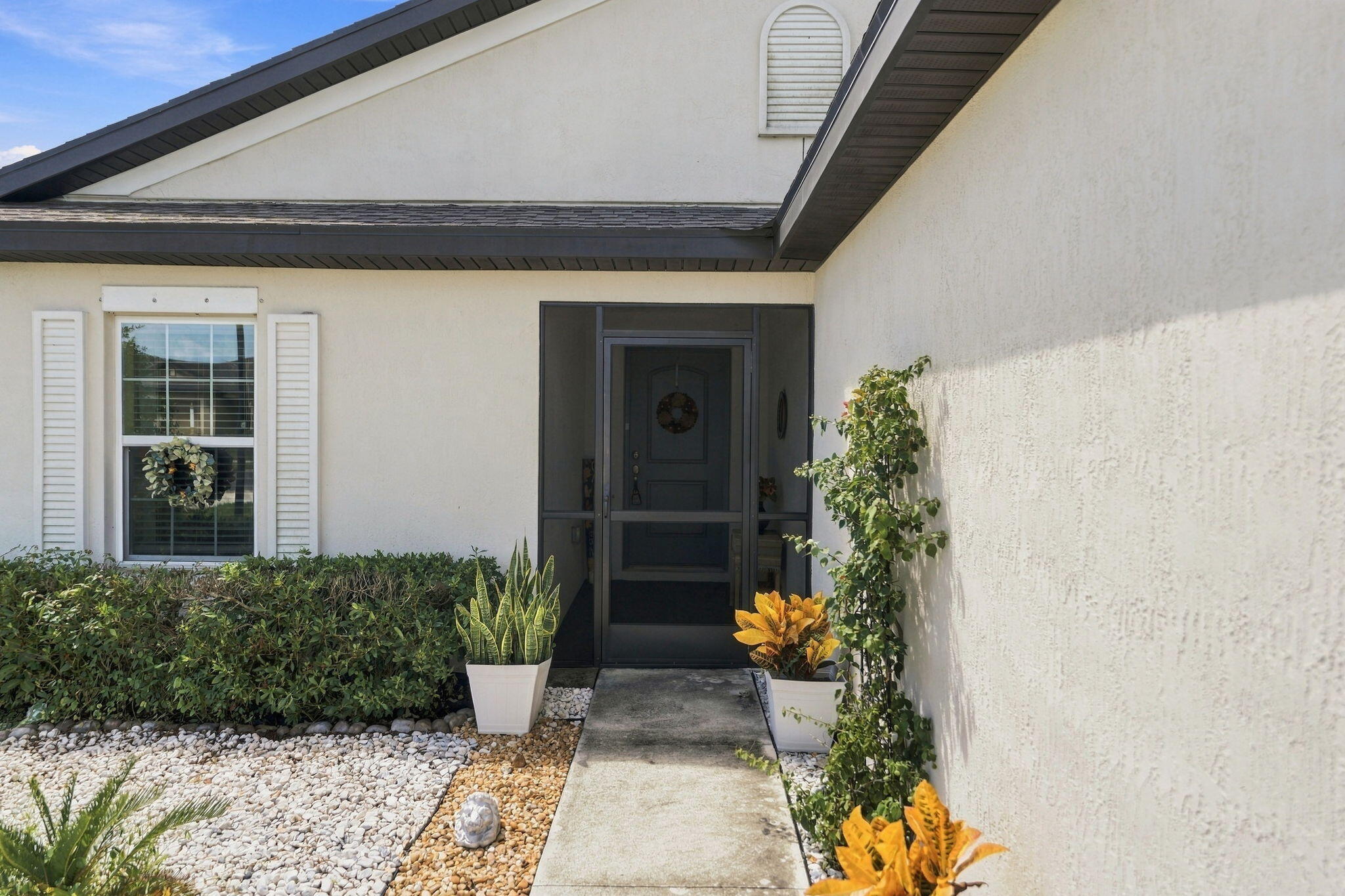 5528 IMAGINATION Drive