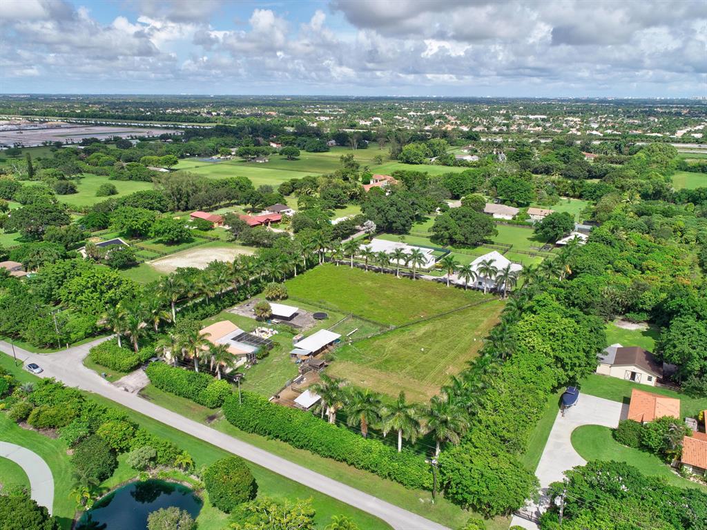 Horseshoe Acres - Land