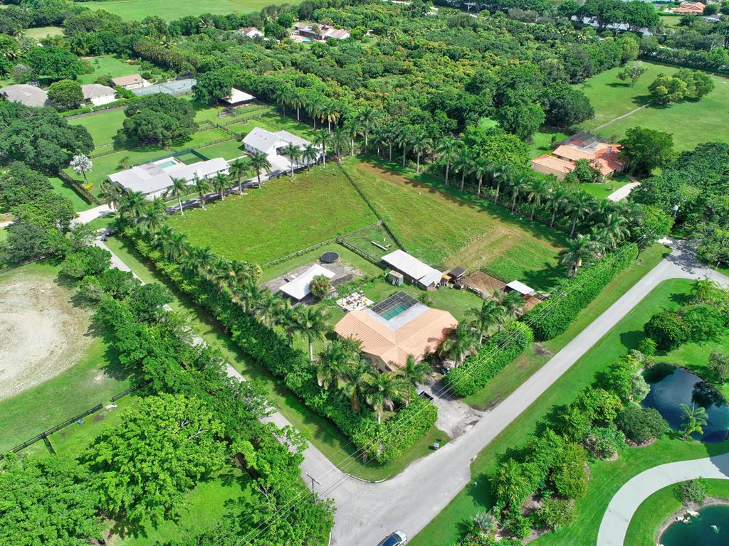 Horseshoe Acres - Land