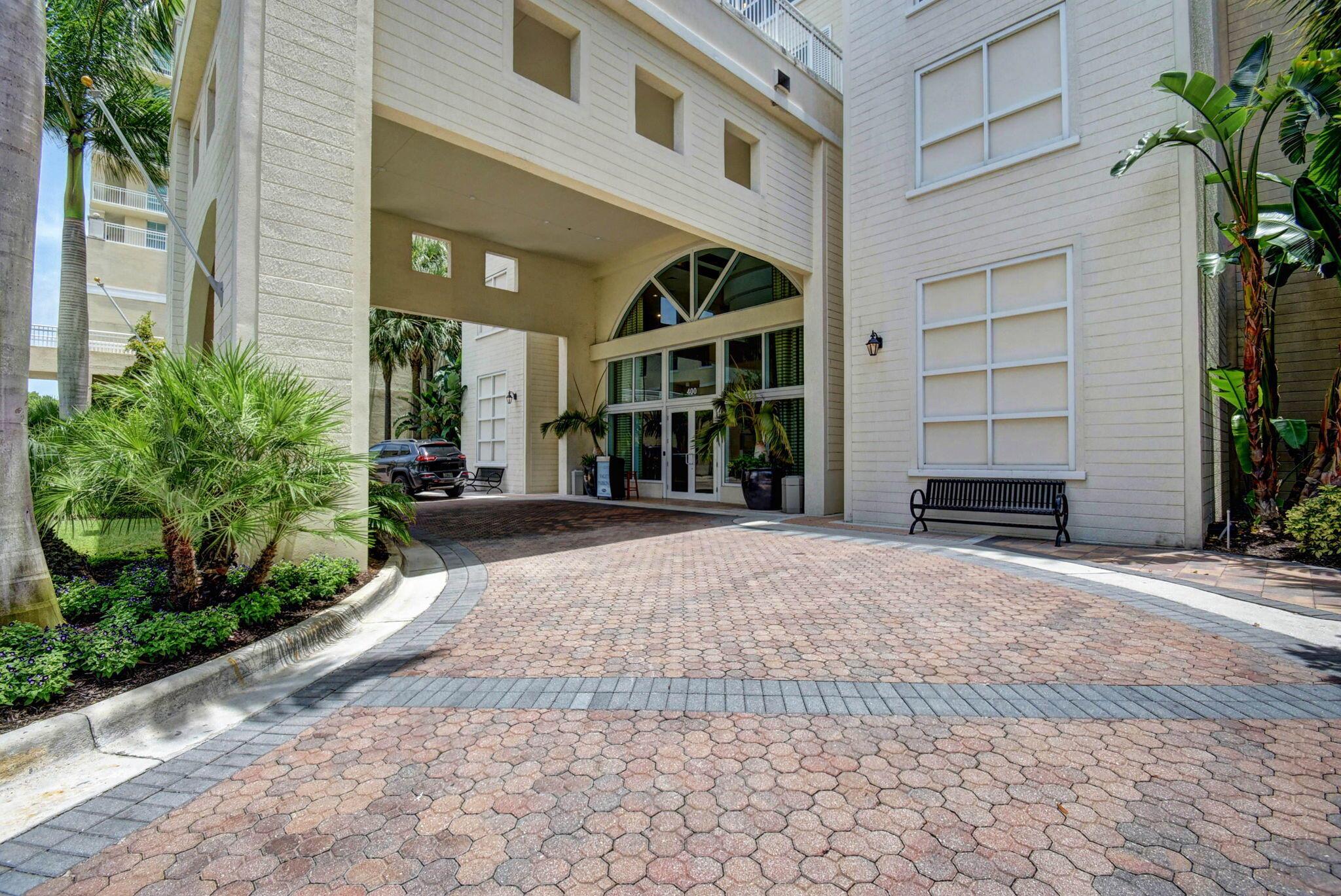 View photos, virtual tours, details... 400 N Federal Highway N 409