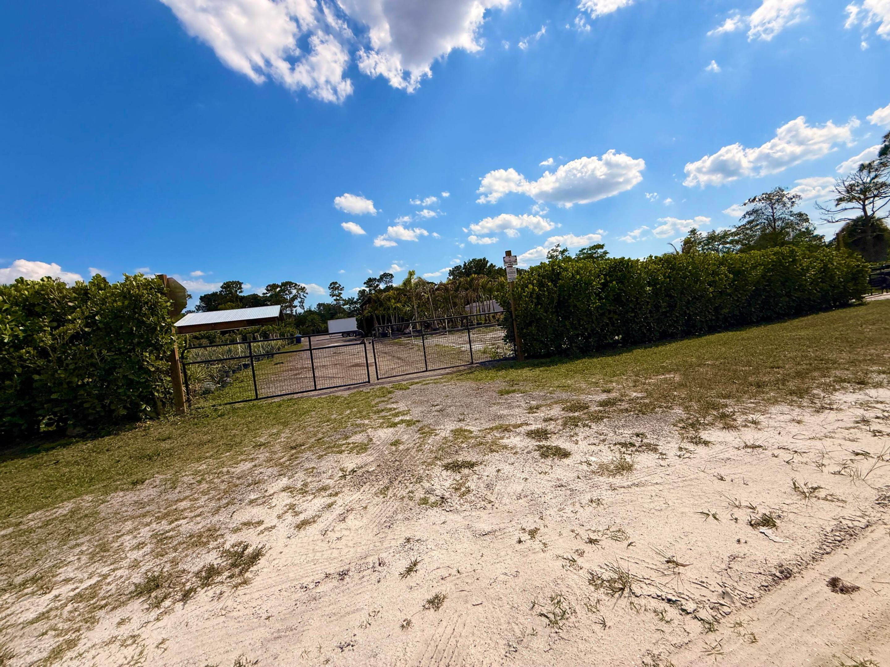 Loxahatchee - Land
