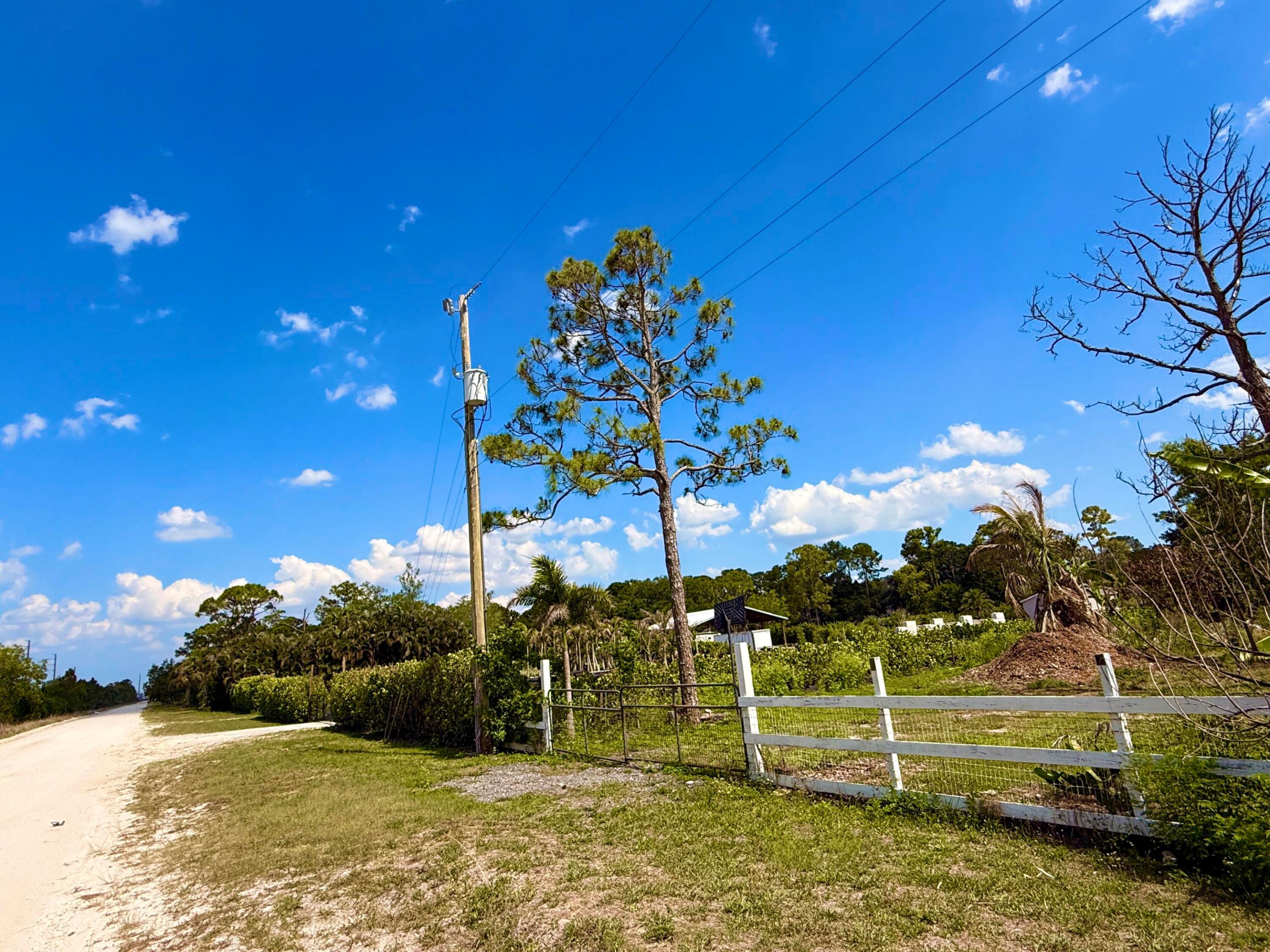 Loxahatchee - Land