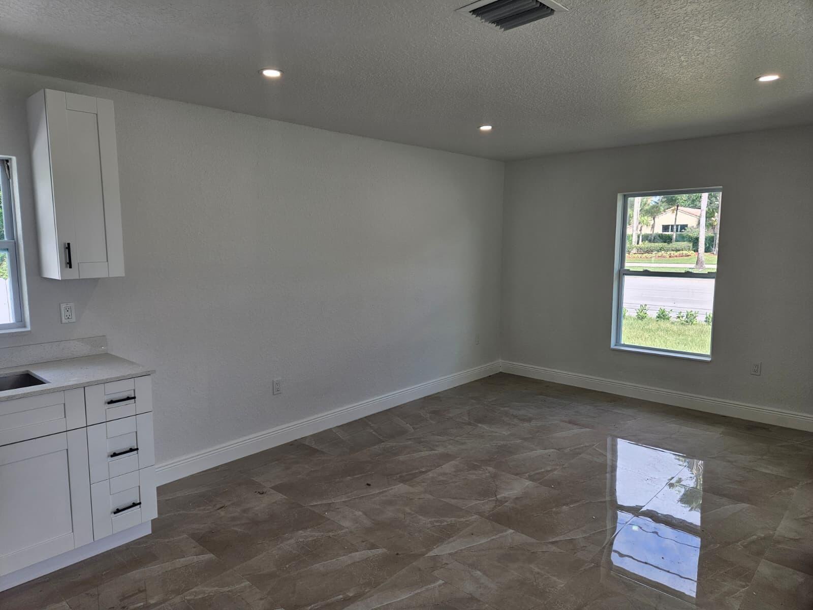 DELRAY GARDEN ESTATES 1 - Residential Lease