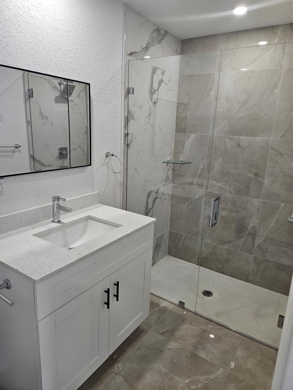 DELRAY GARDEN ESTATES 1 - Residential Lease