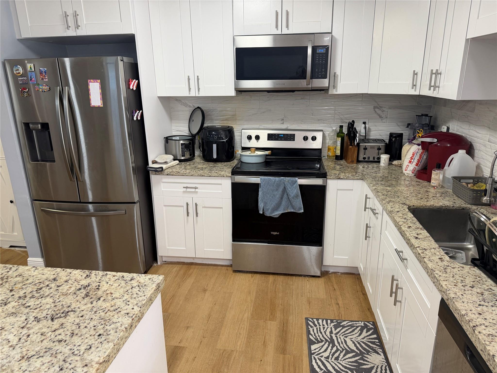 NORTH LAUDERDALE VILLAGE - Residential