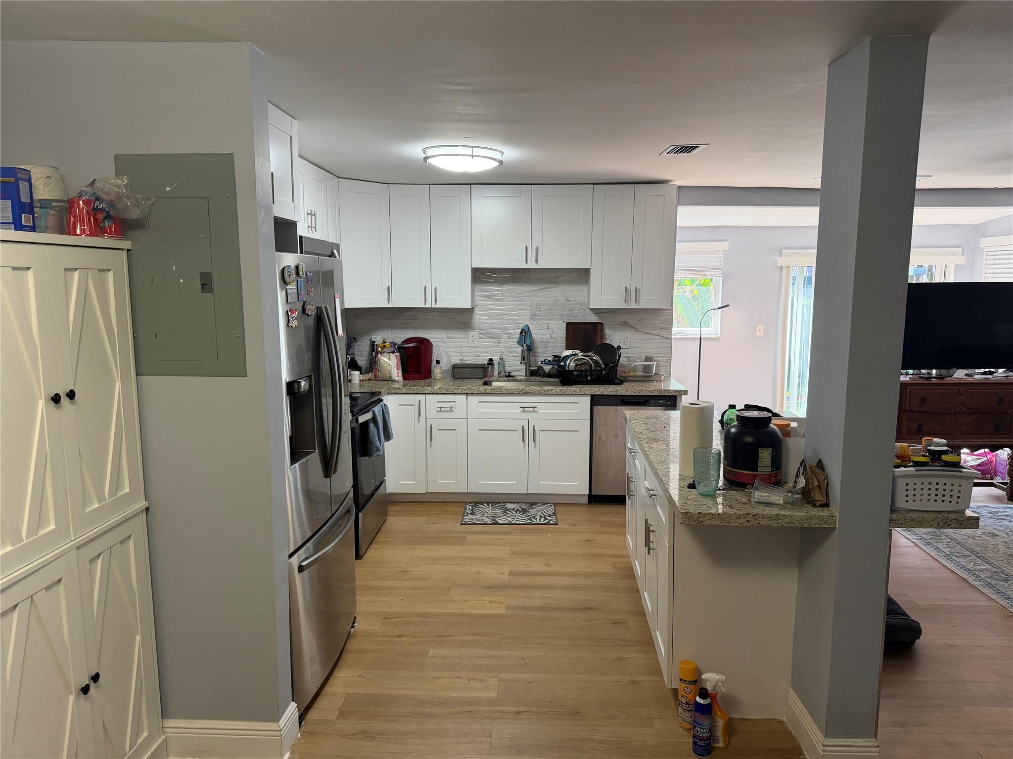 NORTH LAUDERDALE VILLAGE - Residential