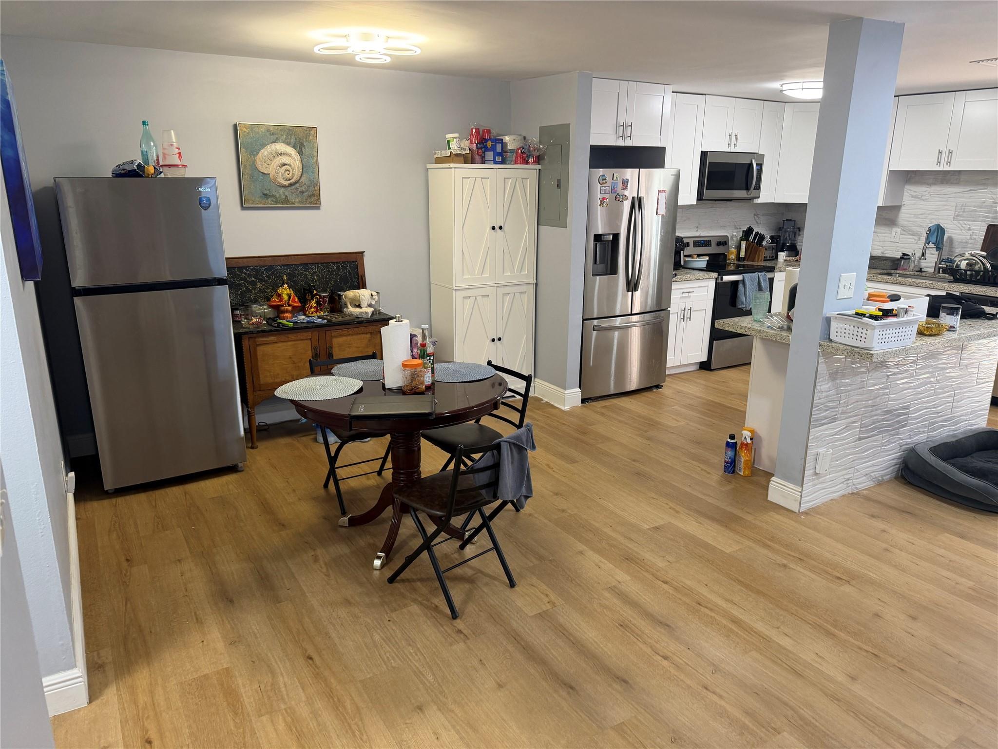 NORTH LAUDERDALE VILLAGE - Residential