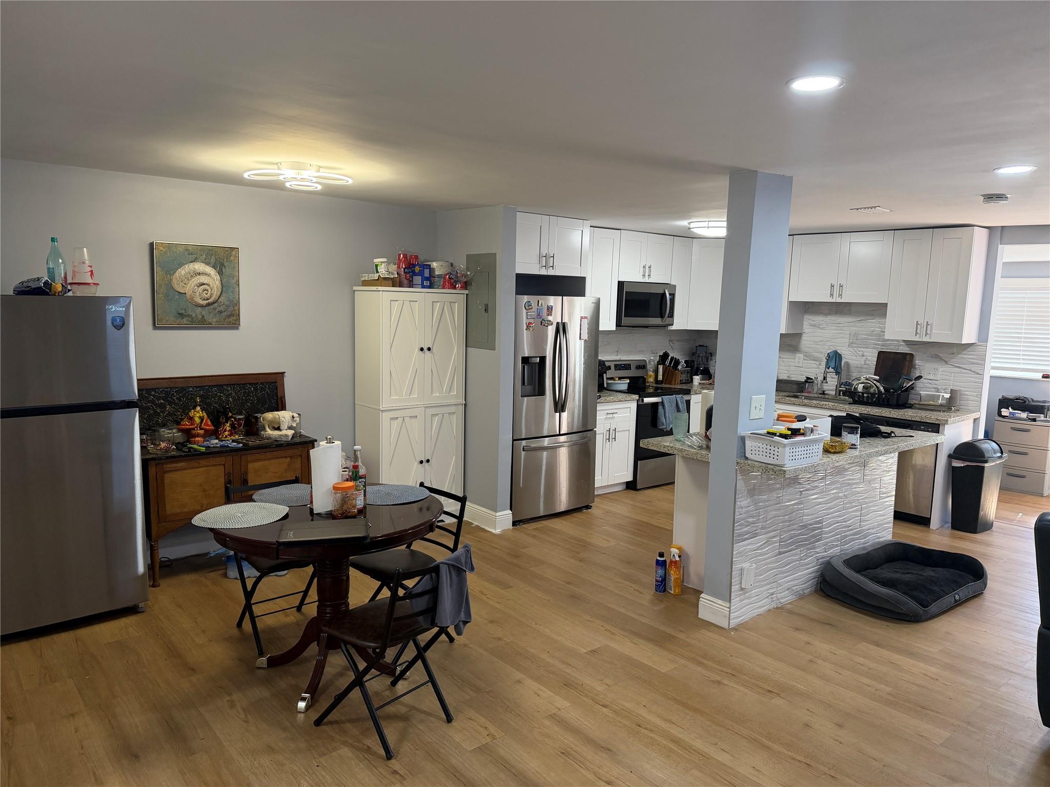 NORTH LAUDERDALE VILLAGE - Residential