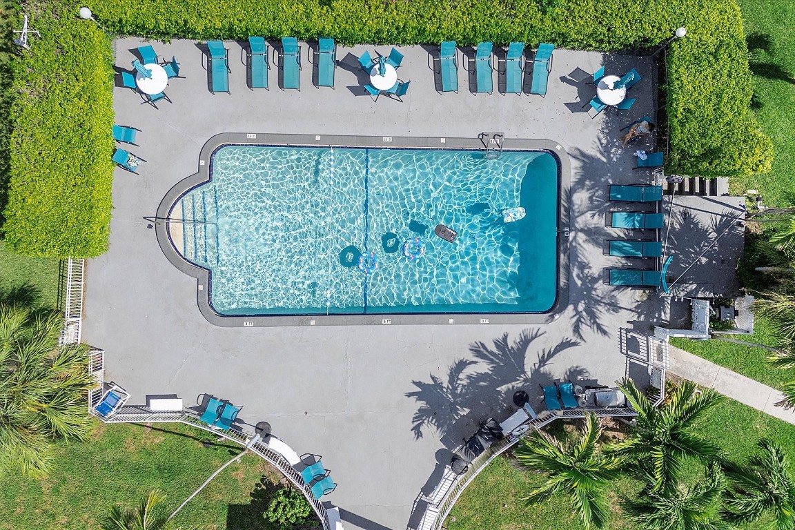 Berkeley Diplomat Co-op - Residential