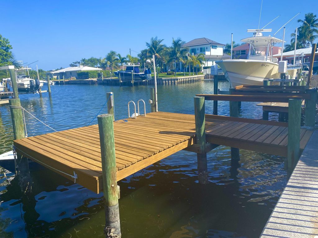 Photo of 705 Paulina Road, Jupiter, FL 33477 (MLS # R10787698)