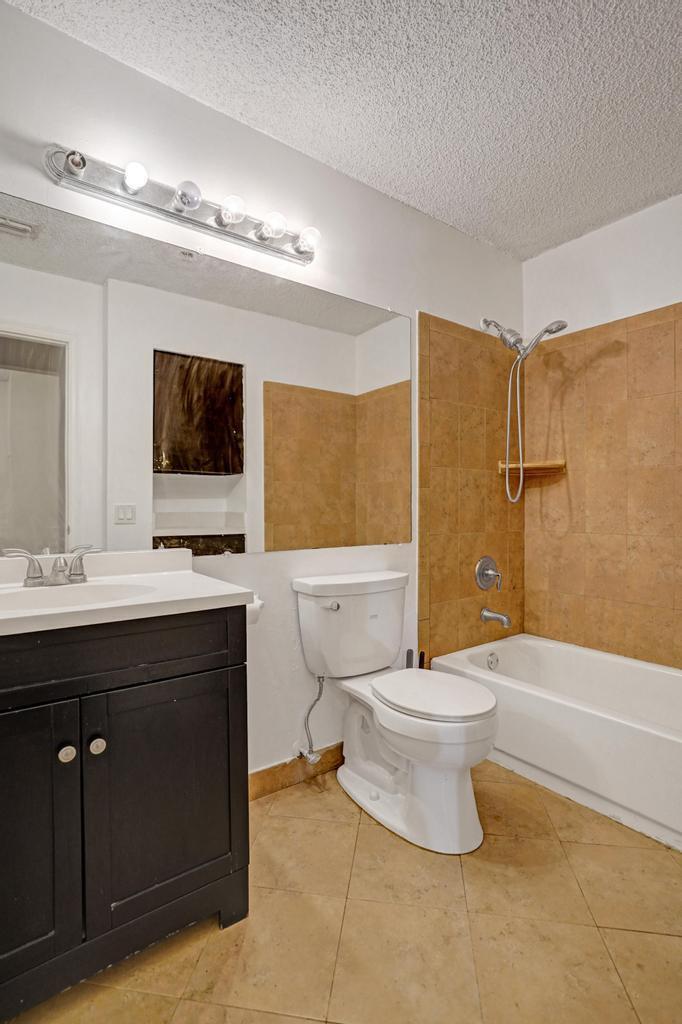 BOYNTON LANDINGS - Residential Lease