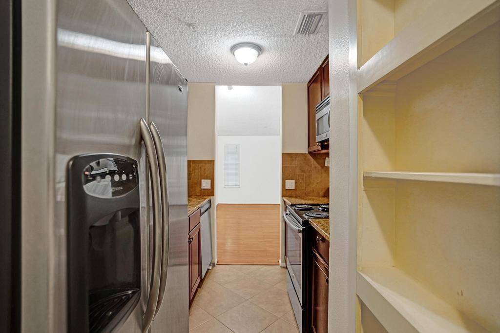 BOYNTON LANDINGS - Residential Lease