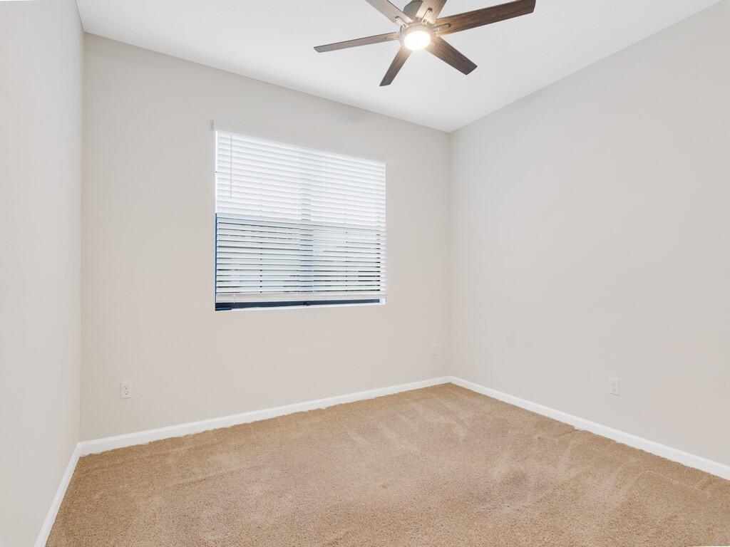 LOST TREE PRESERVE - Residential Lease