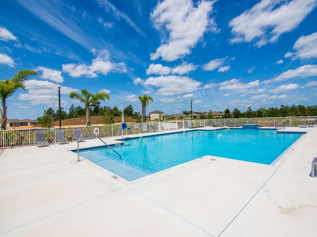 LOST TREE PRESERVE - Residential Lease