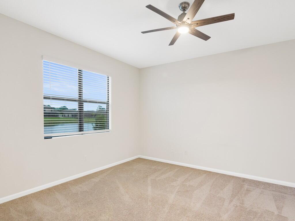 LOST TREE PRESERVE - Residential Lease