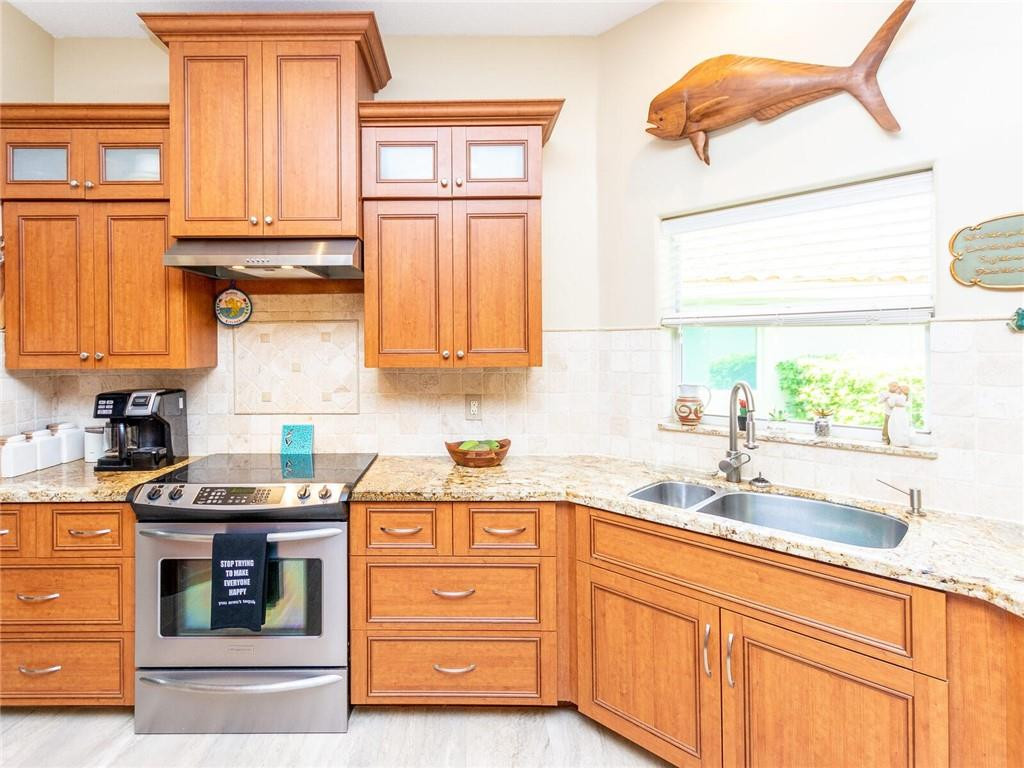 SUNSET SPRINGS - Residential