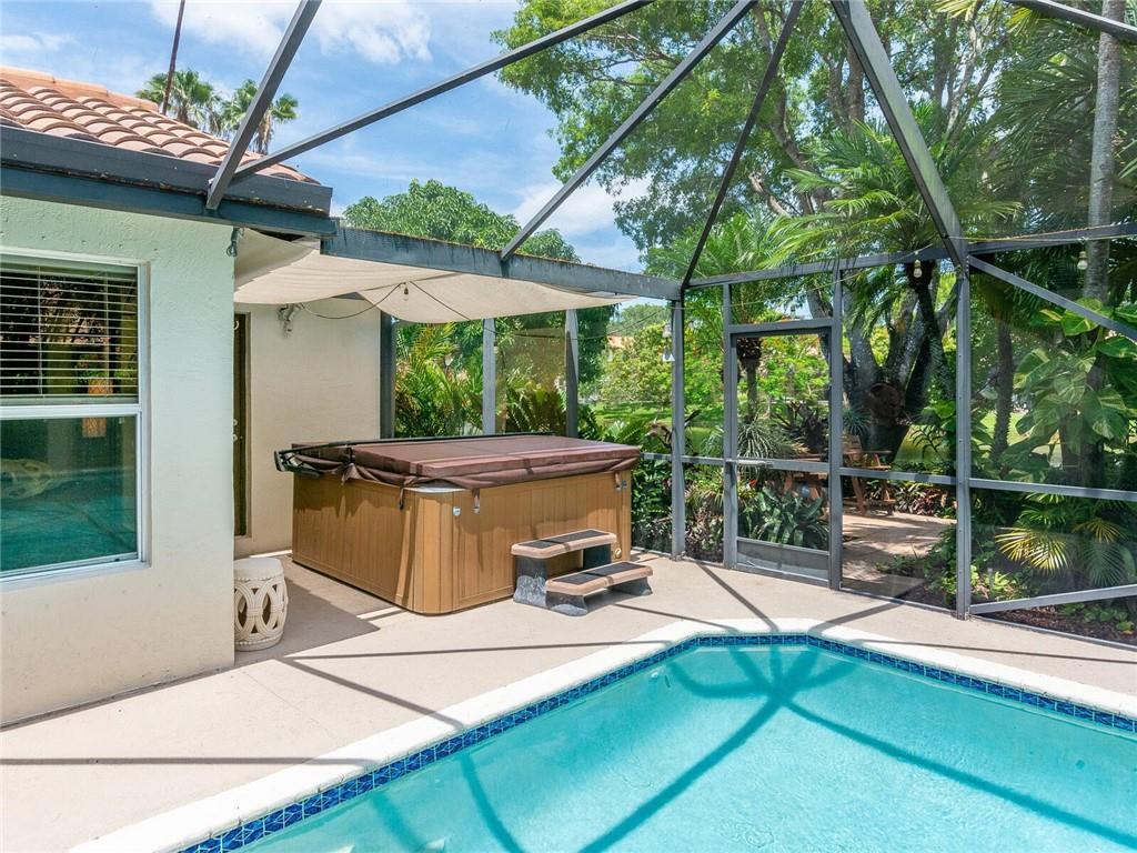 SUNSET SPRINGS - Residential