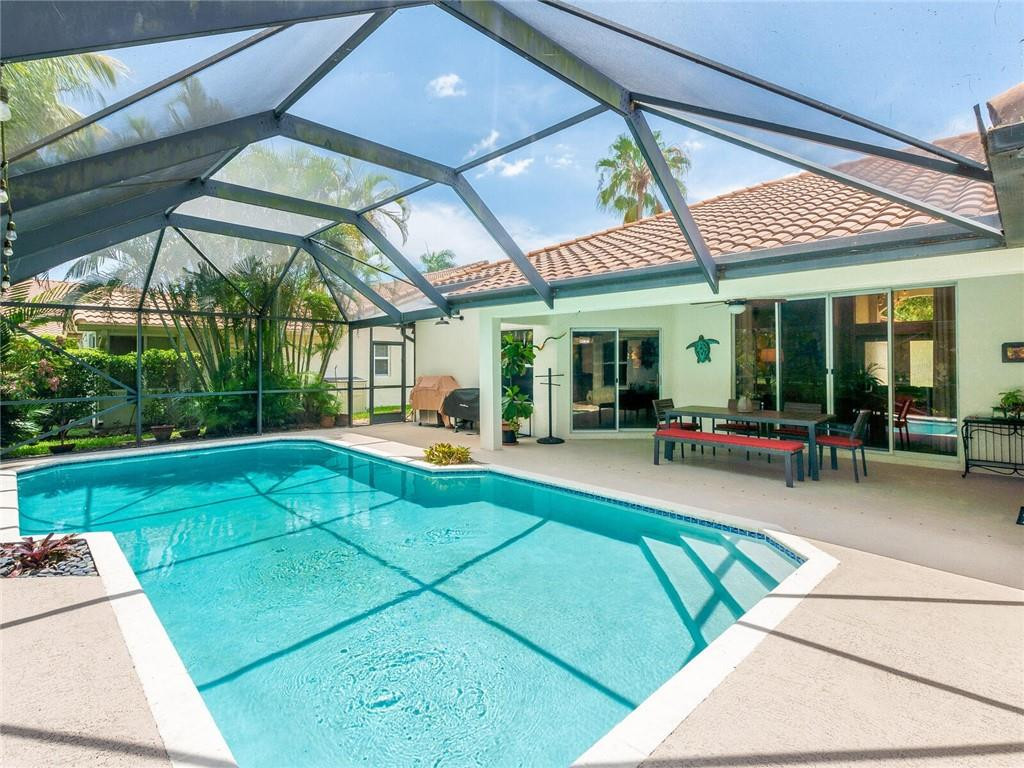 SUNSET SPRINGS - Residential