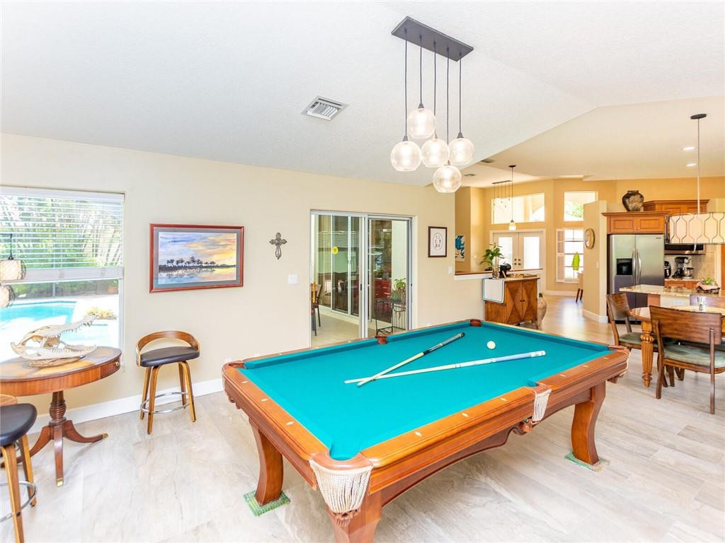 SUNSET SPRINGS - Residential