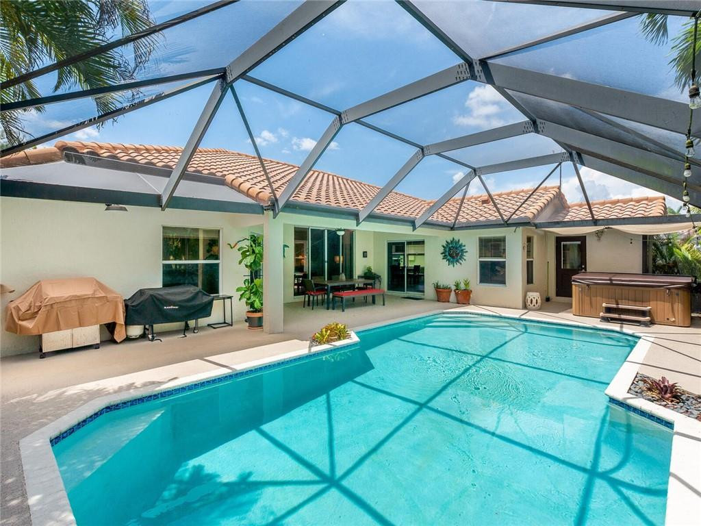 SUNSET SPRINGS - Residential