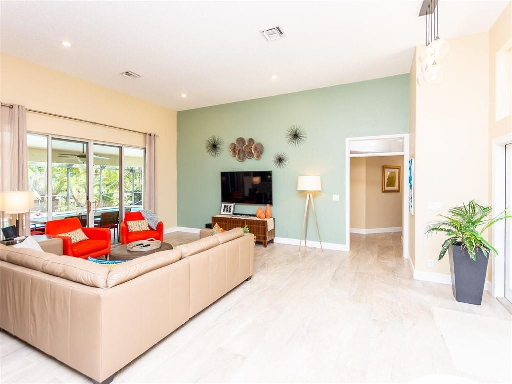 SUNSET SPRINGS - Residential