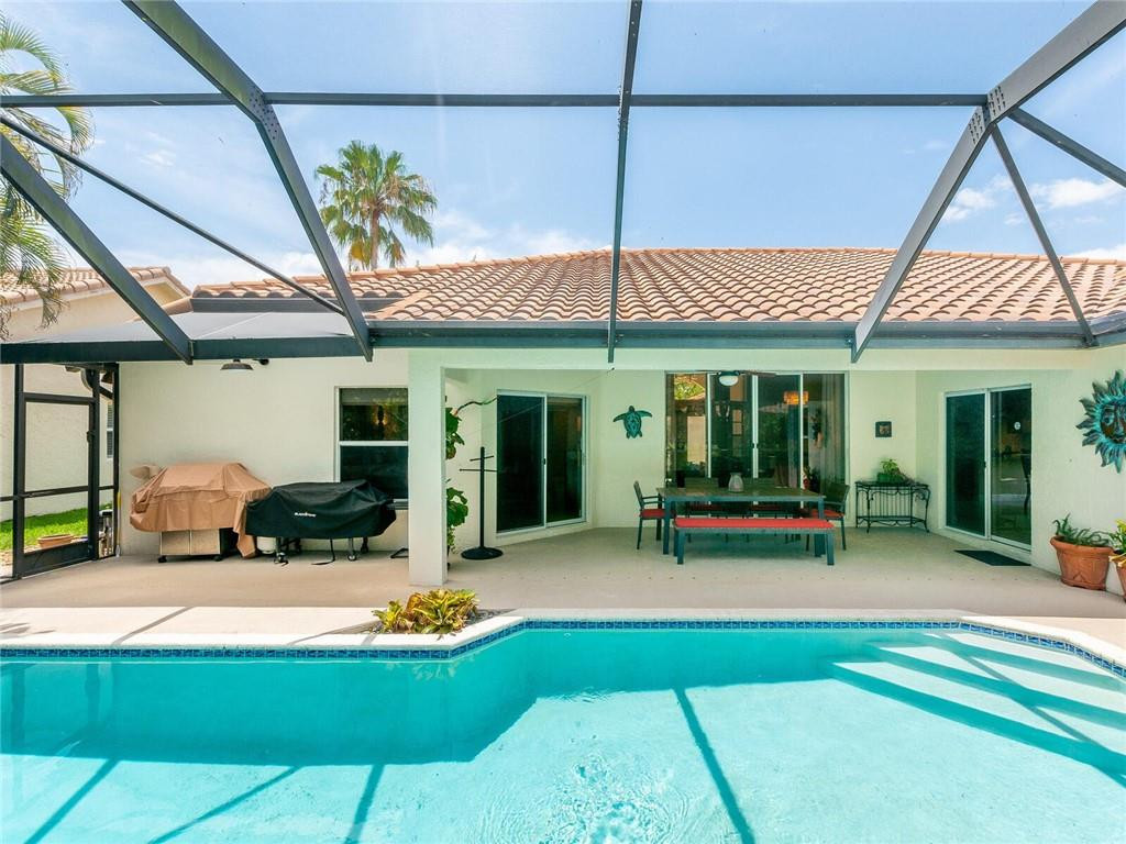 SUNSET SPRINGS - Residential