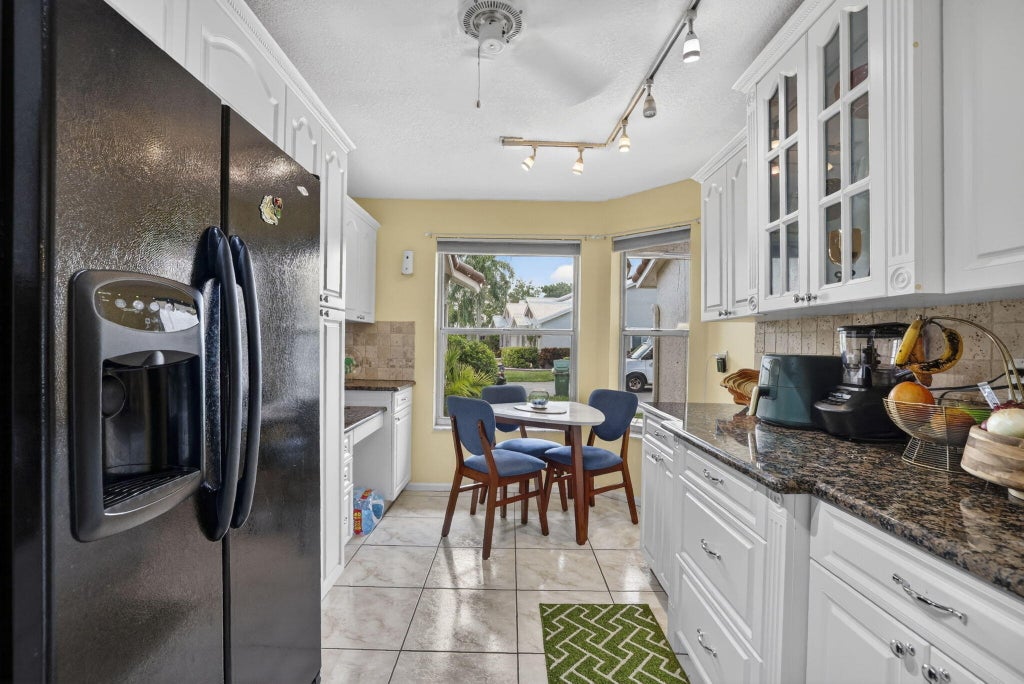 Photo of 7426 Pinewalk Drive S #19-4, Margate, FL 33063 (MLS # B26039428)