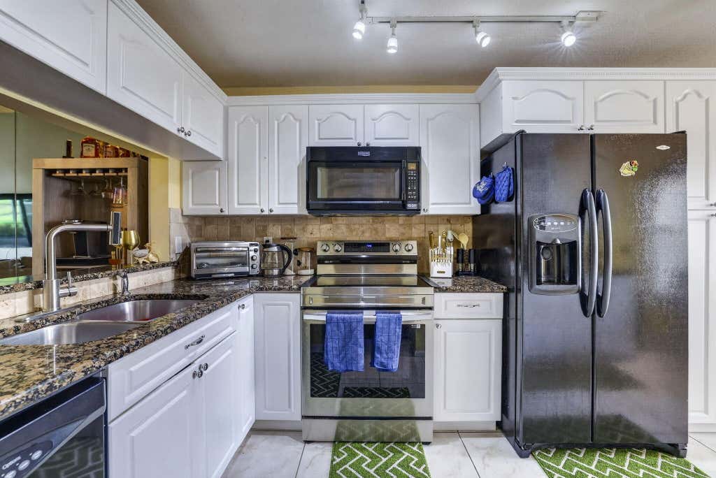 Photo of 7426 Pinewalk Drive S #19-4, Margate, FL 33063 (MLS # B26039428)