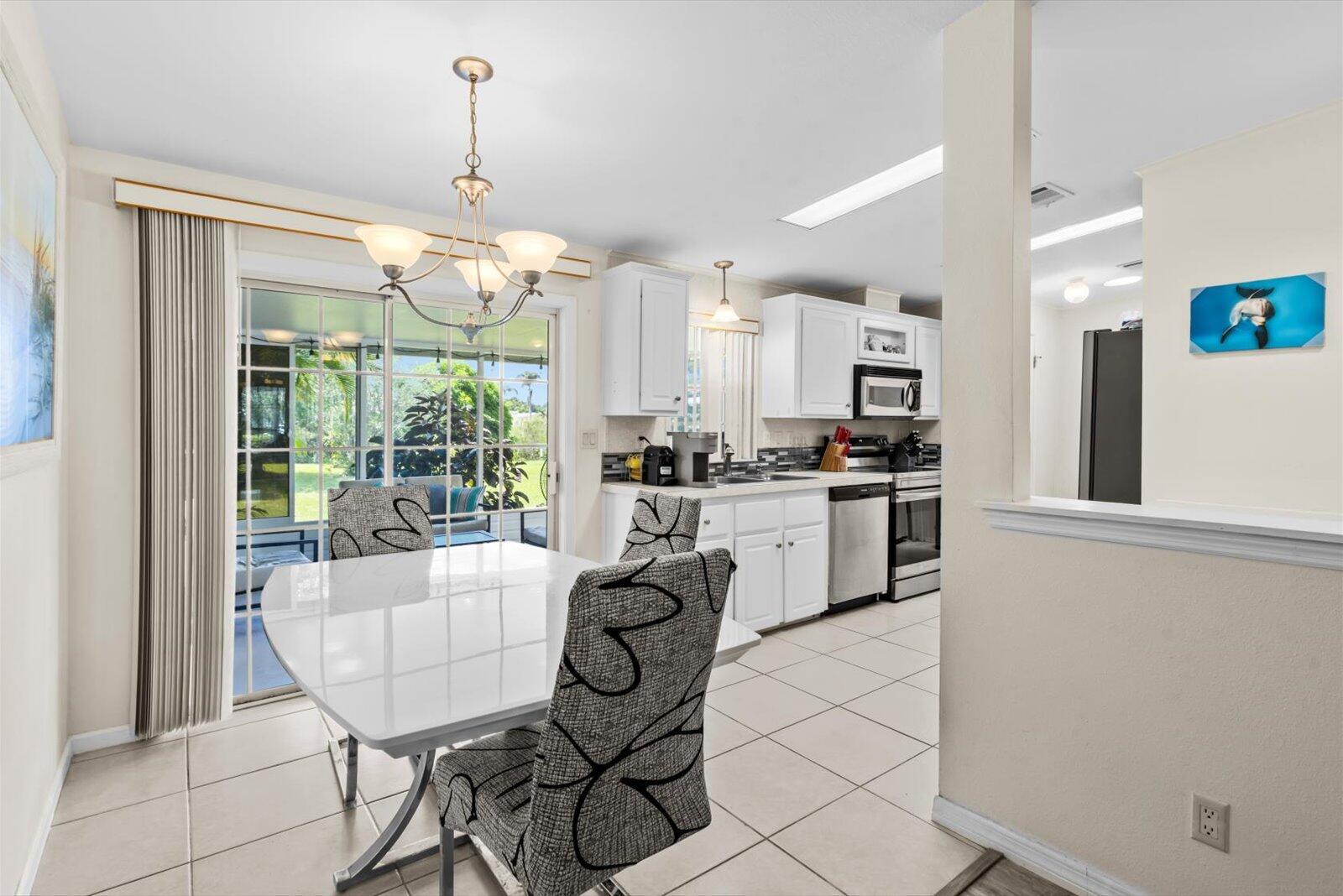 FAIRWAYS AT SAVANNA CLUB - Residential