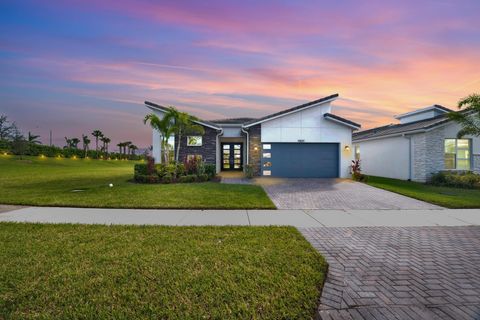 A home in Port St Lucie