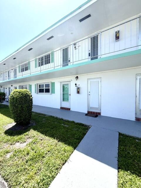 1116 Lake Terrace 114