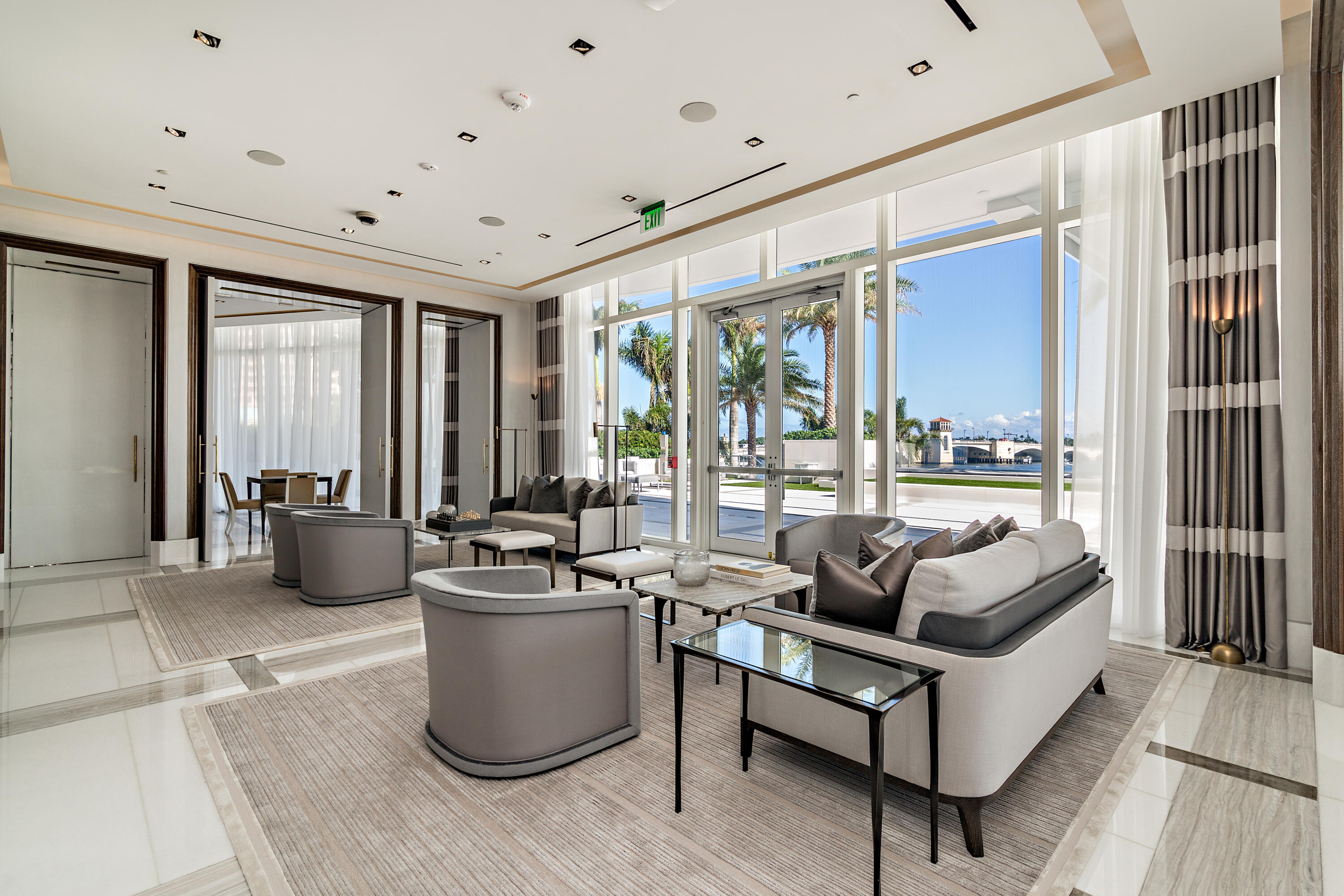 BRISTOL CONDO - Residential