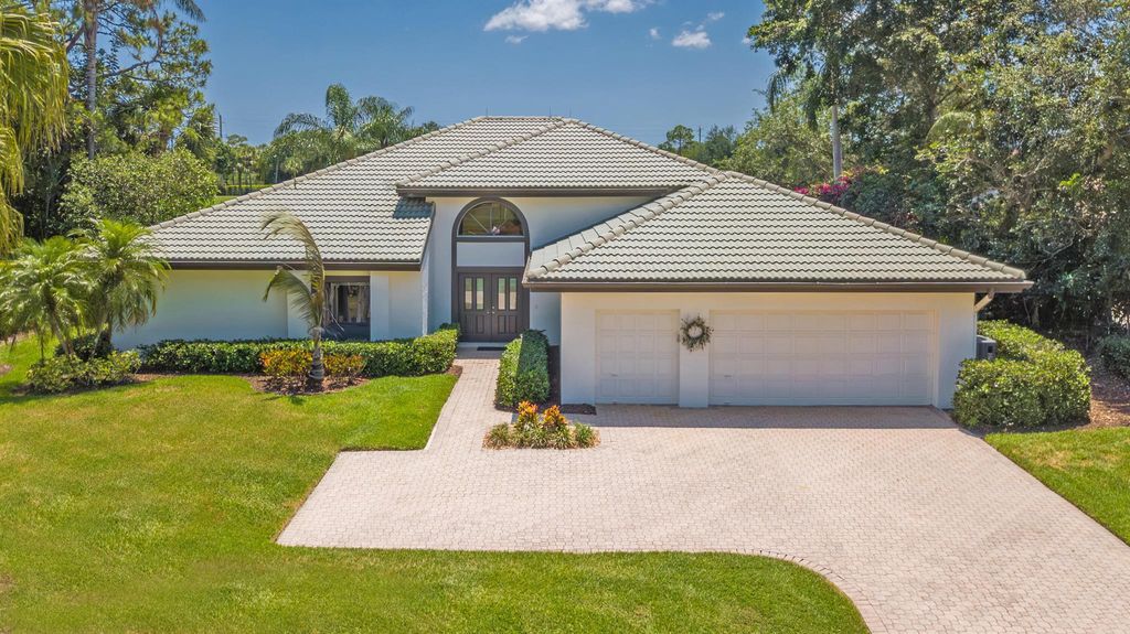 Photo of 4054 SW Gleneagle Circle, Palm City, FL 34990 (MLS # R11091695)