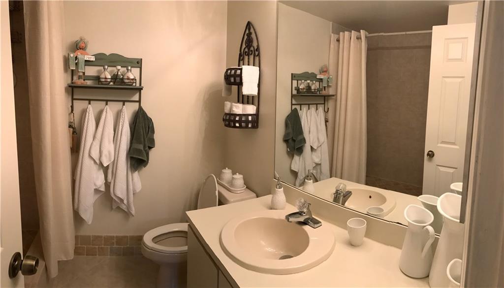 El LAGO - Residential