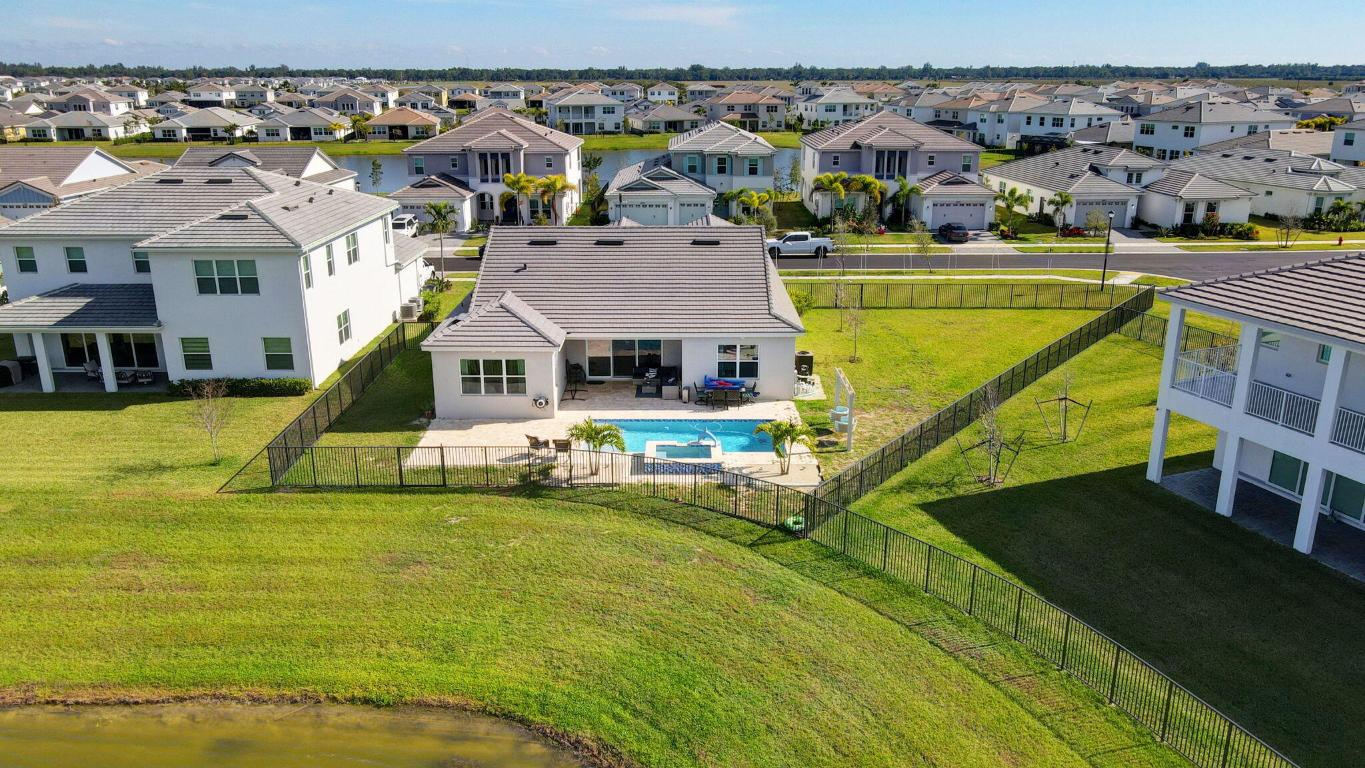 ORCHARDS OF WESTLAKE PHASE 1 - Residential