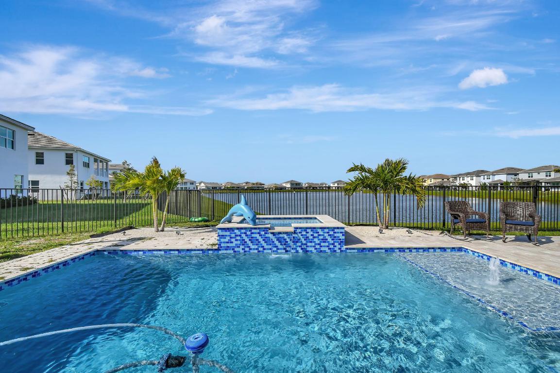 ORCHARDS OF WESTLAKE PHASE 1 - Residential