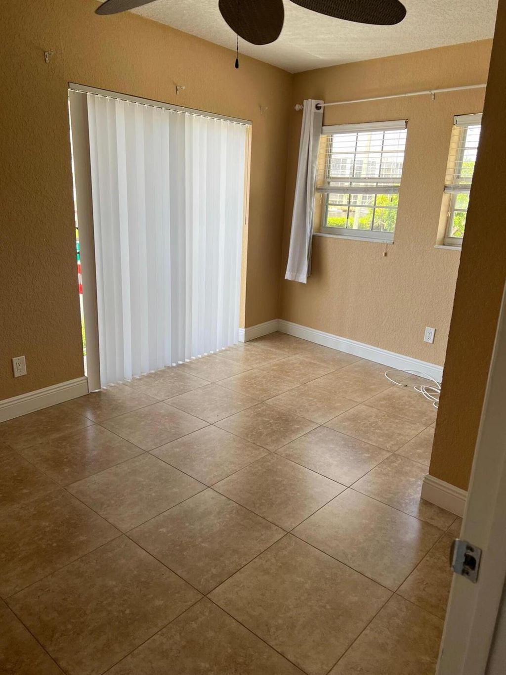 Photo of 1907 NE 2nd Street #1, Deerfield Beach, FL 33441 (MLS # R11048940)