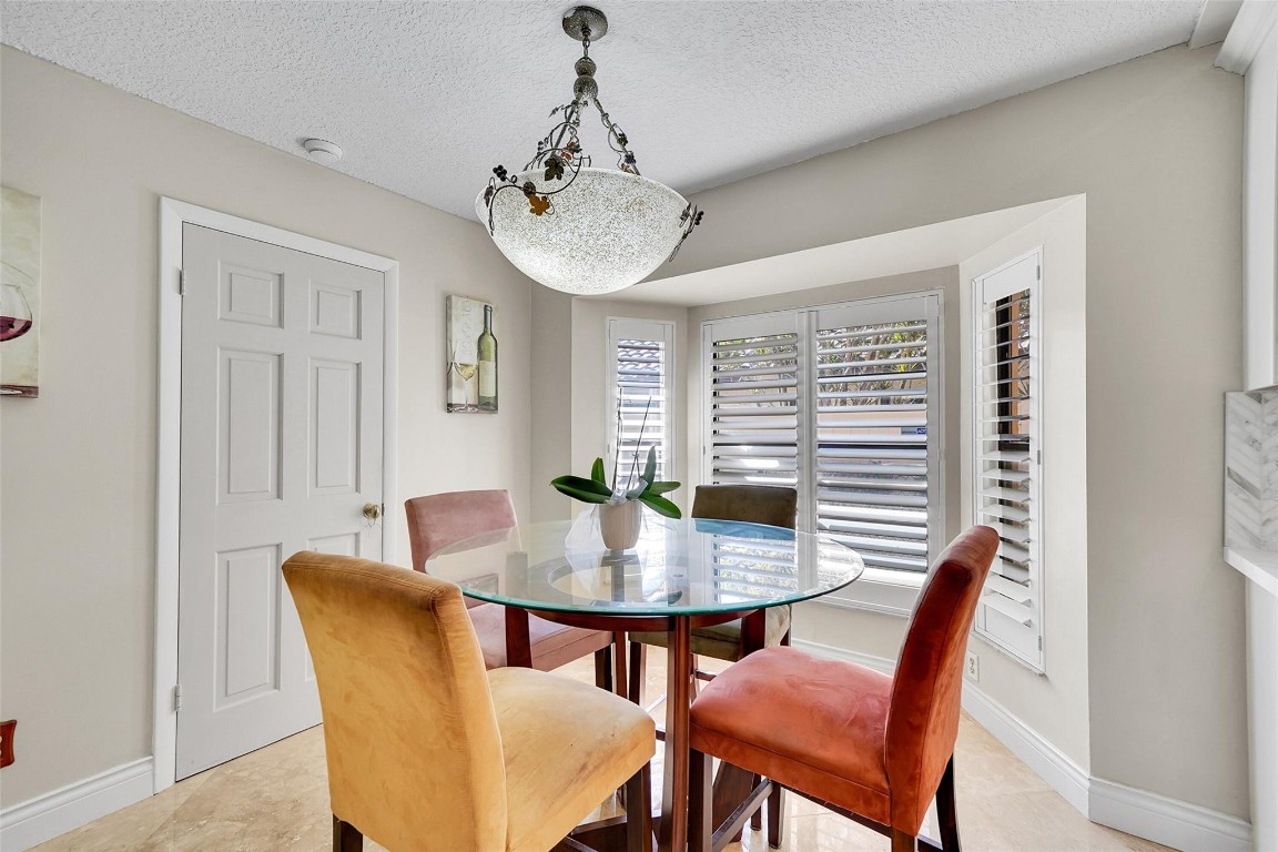 Jacaranda Lakes - Residential