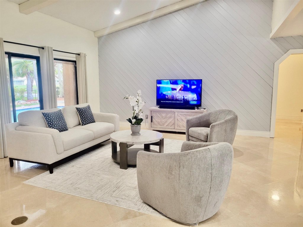 Jacaranda Lakes - Residential