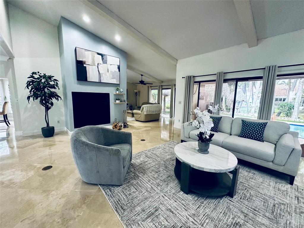 Jacaranda Lakes - Residential