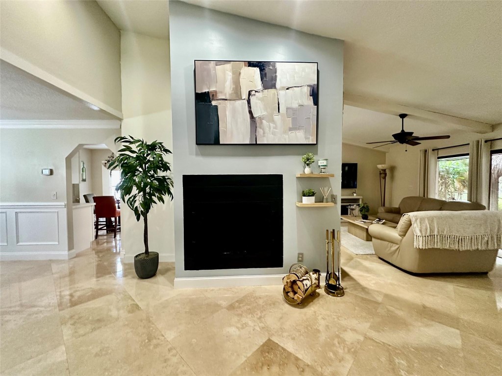 Jacaranda Lakes - Residential