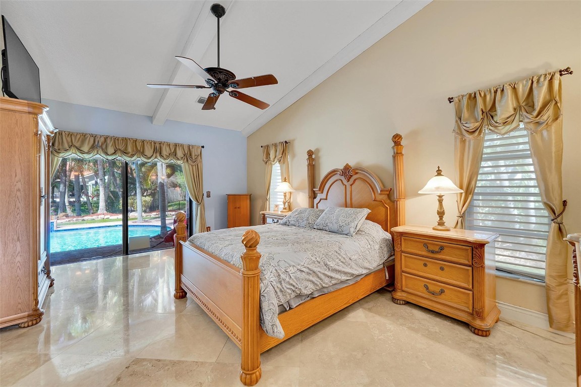 Jacaranda Lakes - Residential